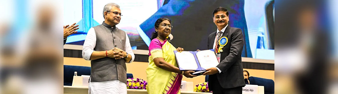 President Droupadi Murmu Presents 71st National Film Awards